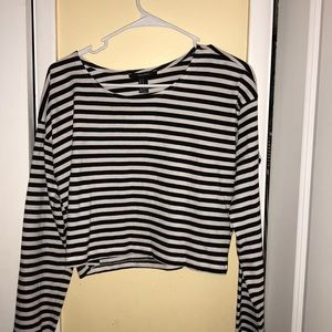 Black and white long sleeve